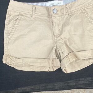 Aeropostale Women's Tan Cargo Shorts